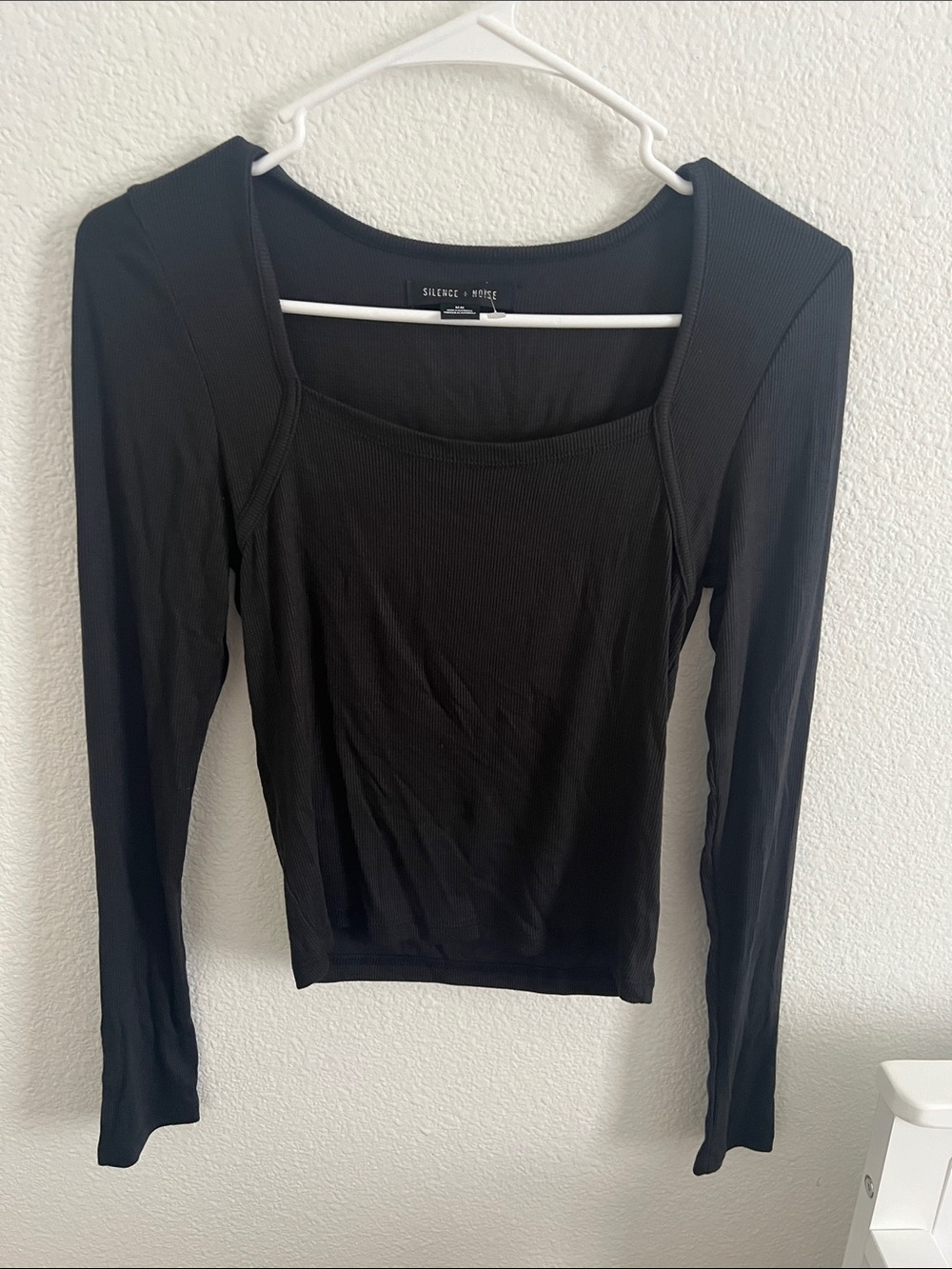 silence + noise Black Ribbed Long-Sleeve Square Neck Top